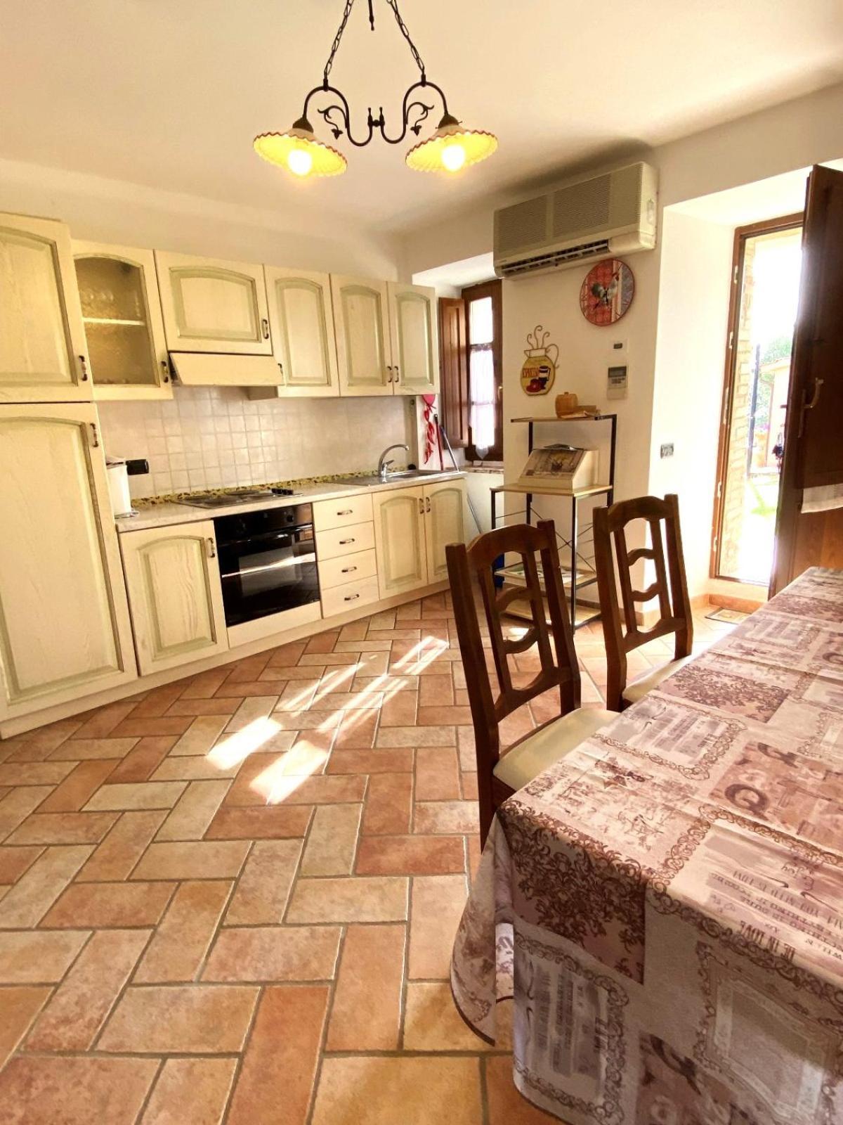 Maison d'hôtes Il Sodino 1738 - Locazione Turistica à San Feliciano Extérieur photo